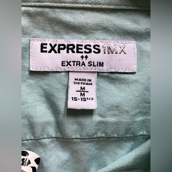 Button up - Picture 3 of 3